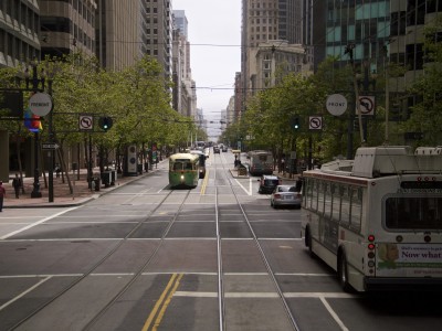 Prendre le transport en commun aussi souvent que possible
